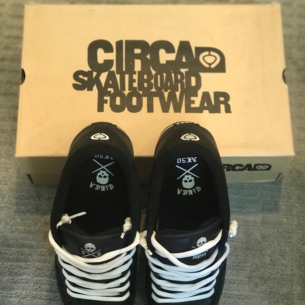 Amazing & stylish skating shoes from Adrian Lopez.